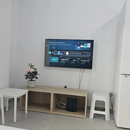Historia Apartment